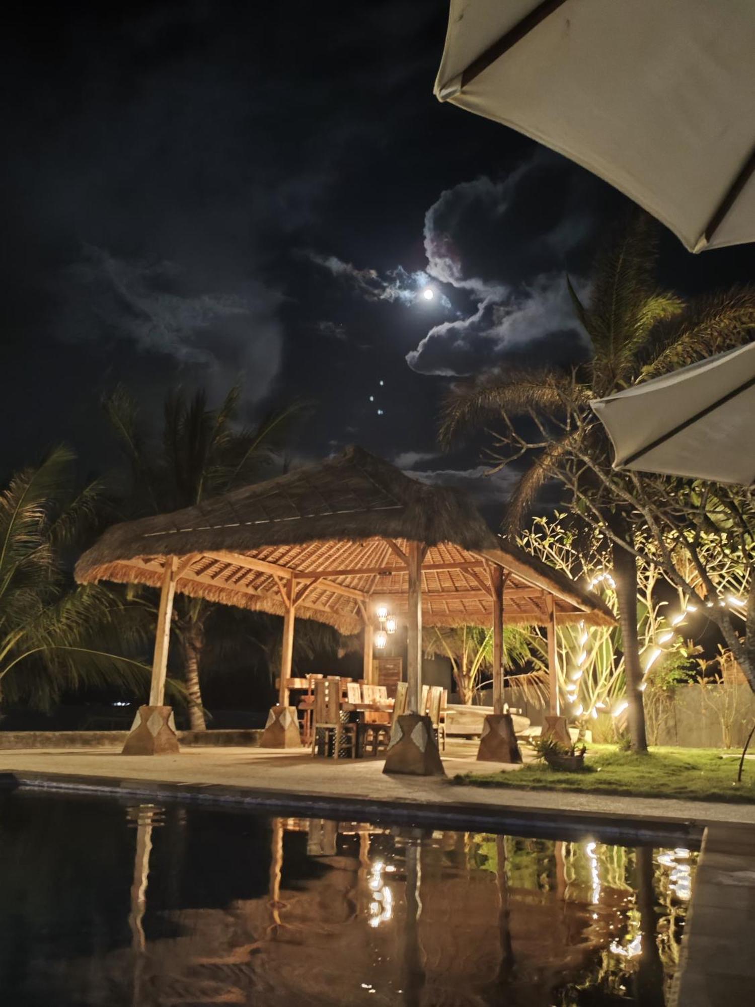 Silver Fern Beach Retreat Секотонг Екстериор снимка
